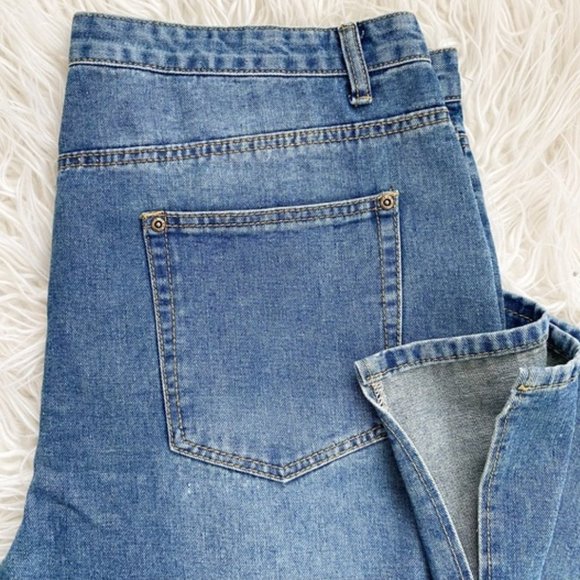 Boo Hoo Split Hem Straight Leg Jean - Picture 3 of 3